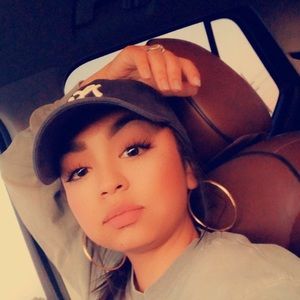 Meet your Posher, Marina